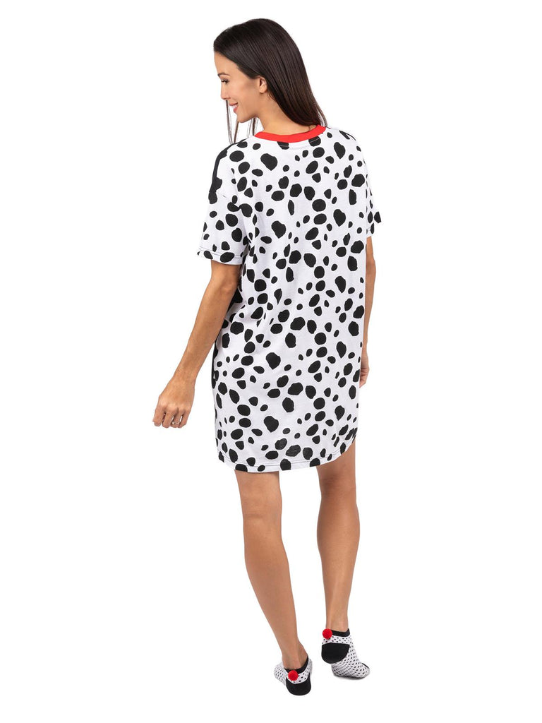 Disney Dalmations Cruella DeVile 2 Piece Nightgown Sleep Shirt with Socks